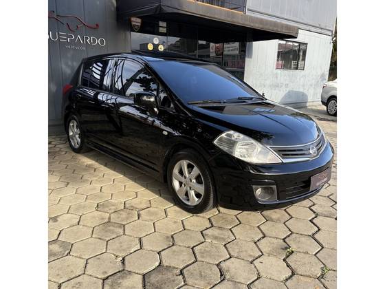 NISSAN TIIDA 1.8 SL 16V FLEX 4P MANUAL NISSAN TIIDA 1.8 SL 16V FLEX 4P MANUAL